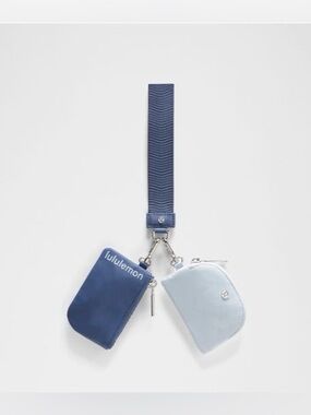 Lululemon Dual Pouch Wristlet two-tone Blue silver hardware
